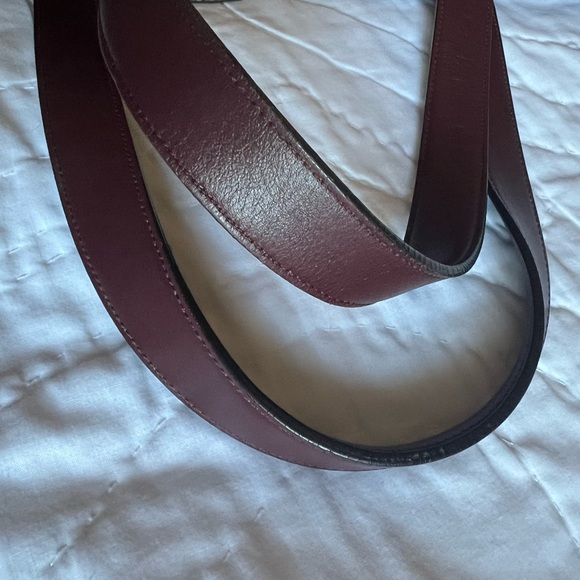 Vince Crocodile-Embossed Leather Tote - Picture 5 of 16